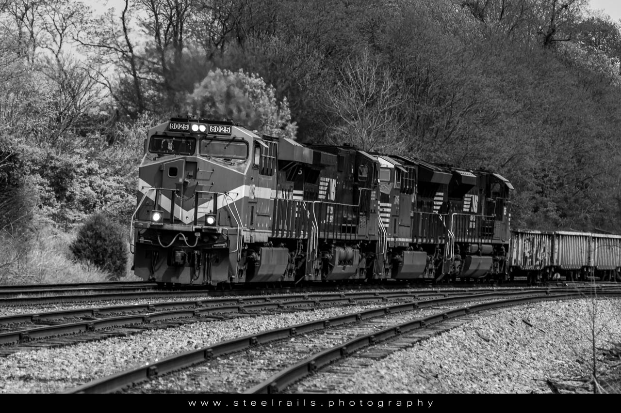 NS 8025 GE ES44AC